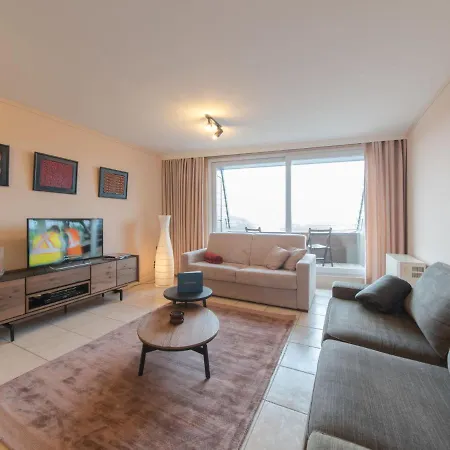 Meiboom 503 With Parking By Interhome