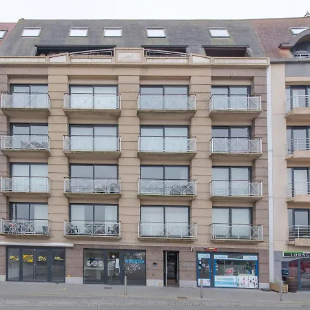 Meiboom 503 With Parking By Interhome