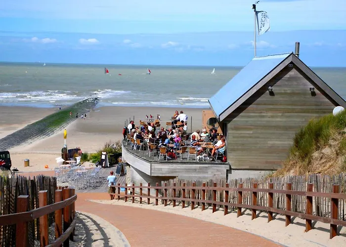 Meiboom 503 With Parking By Interhome