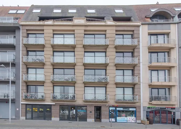 Meiboom 503 With Parking By Interhome